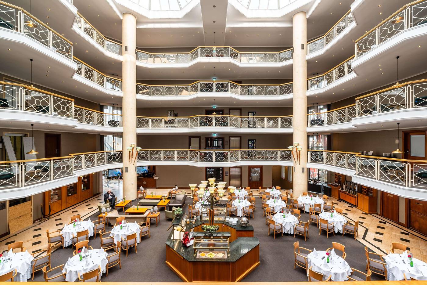 Van-Der-Valk-Hotel-Berliner-Ring-Restaurant-42