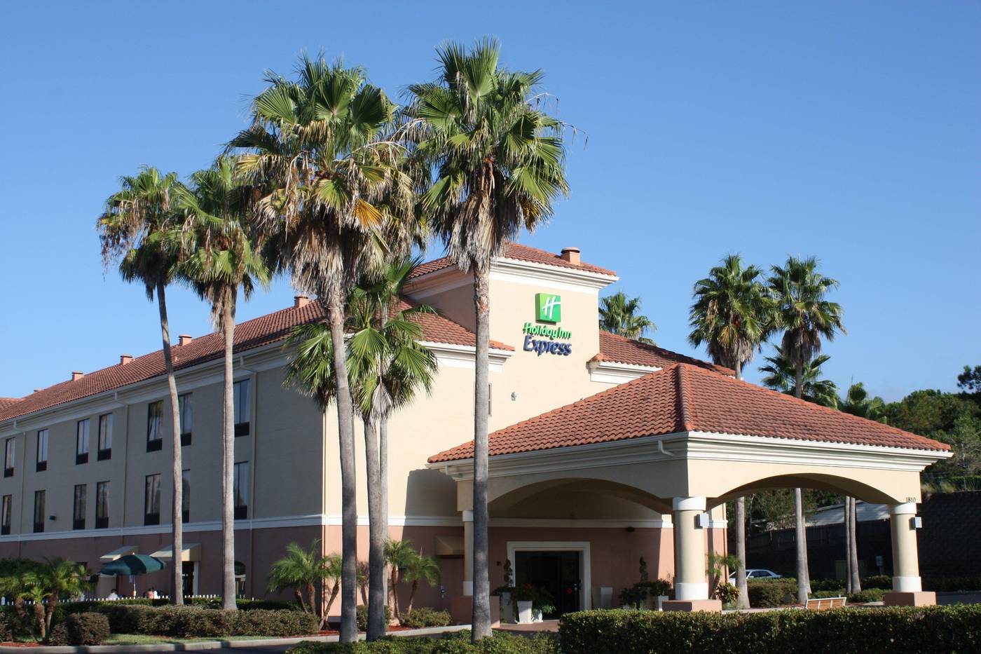 Holiday Inn Express Clermont -United States-CLERMONT-General view-4