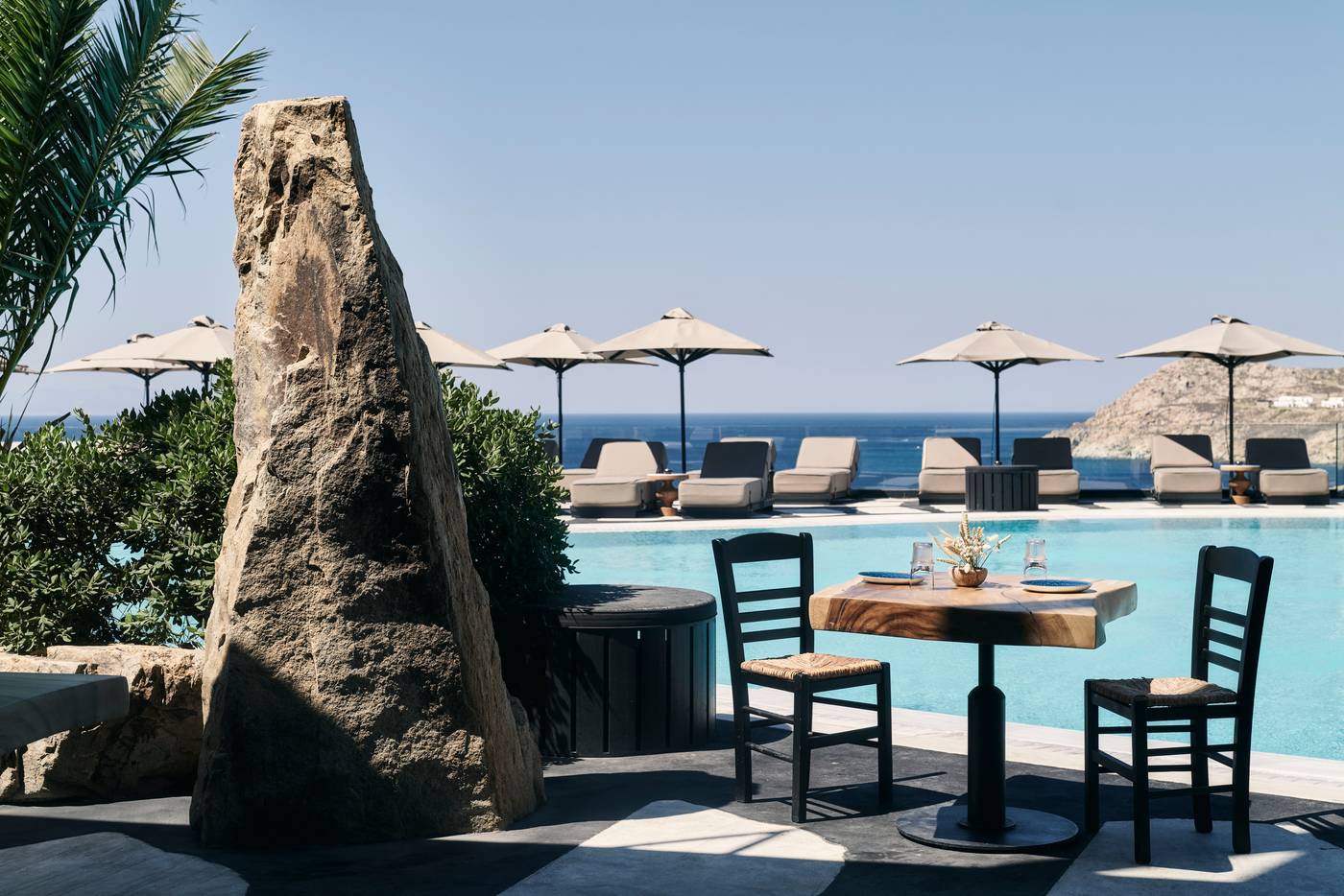 Royal-Myconian-Resort-Restaurant-8