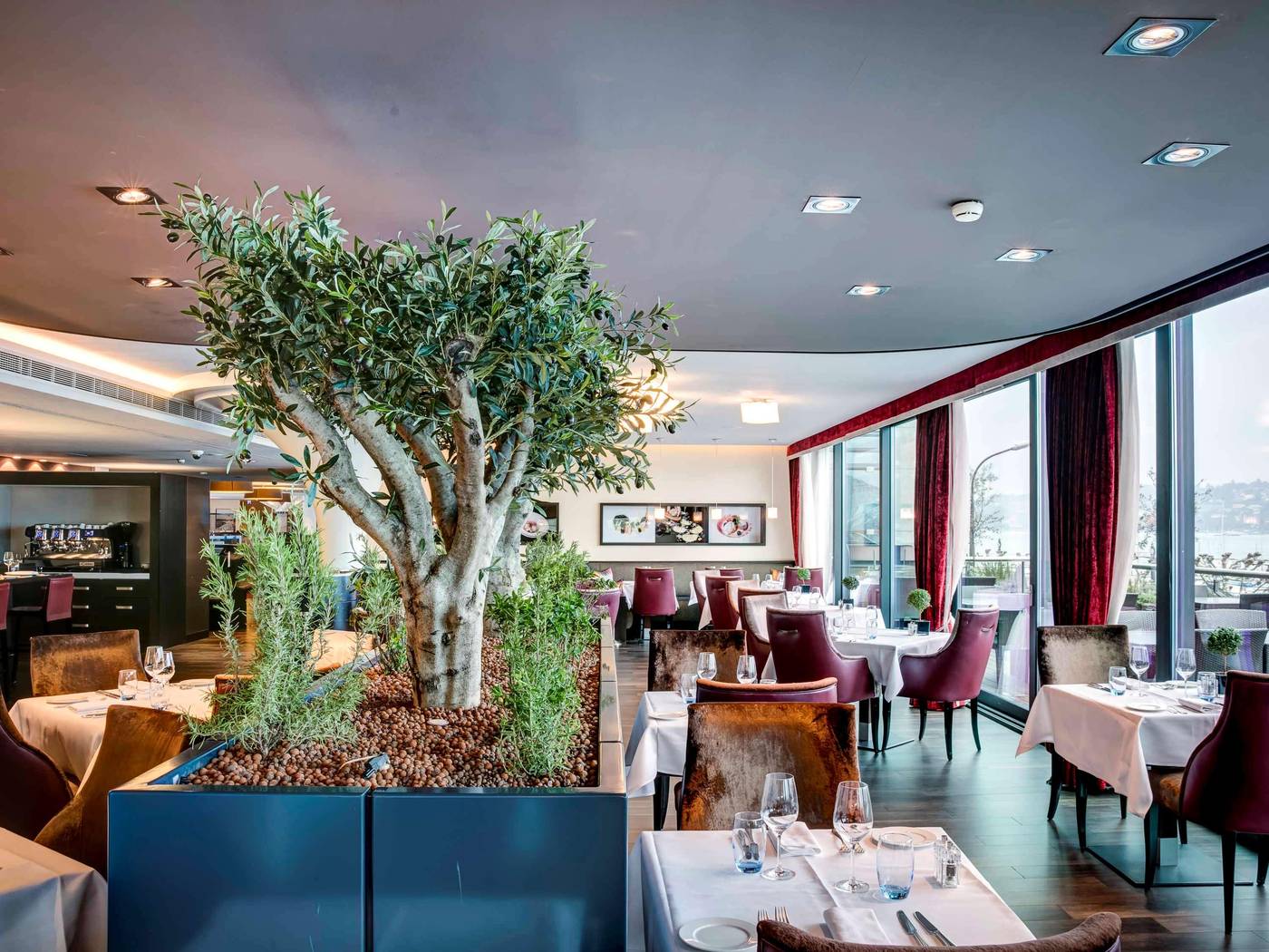 Grand-Kempinski-Restaurant-17