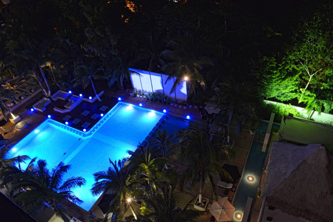 Oh--The-Urban-Oasis-Pool-8