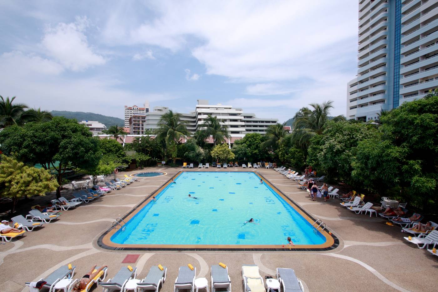 Patong-Resort--SHA-Extra-Plus--Pool-4