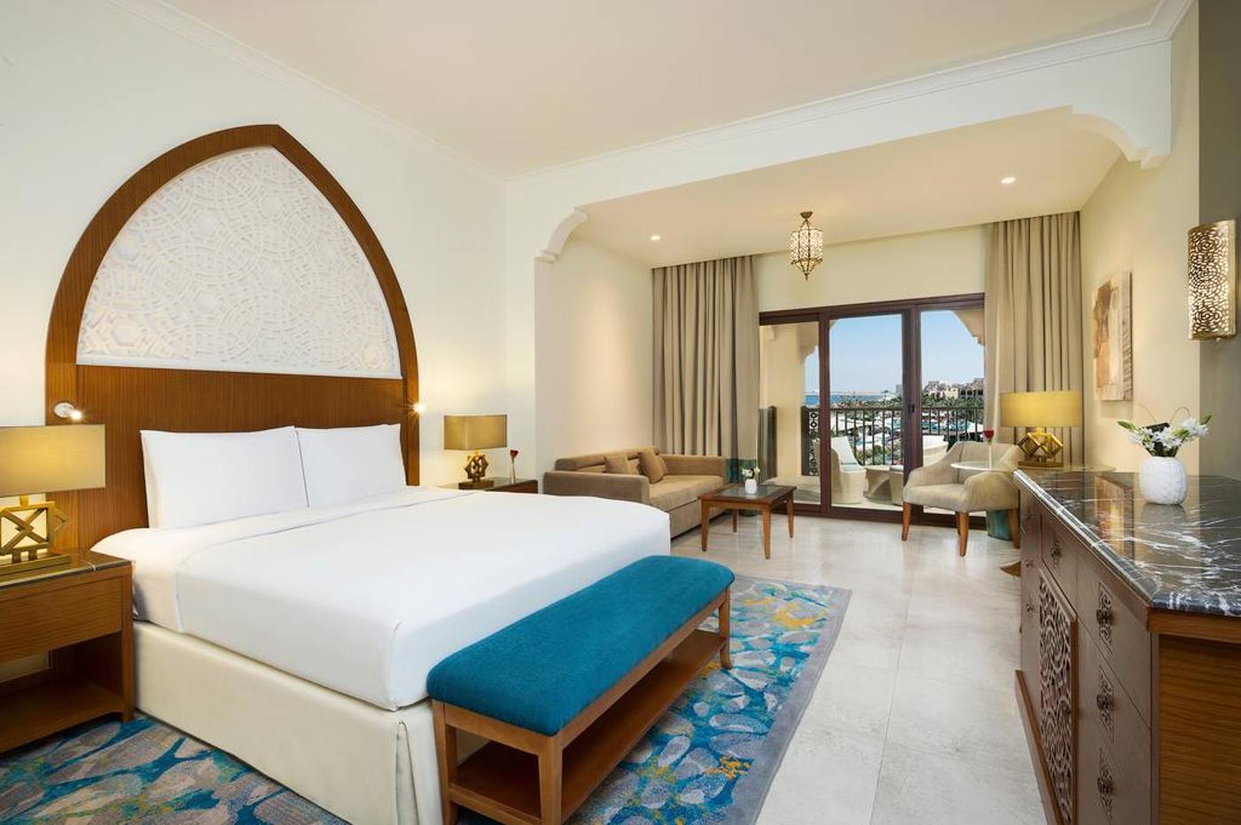 DoubleTree Resort by Hilton Resort & Spa Marjan Island in Ras Al Khaimah, Tenerife, United Arab Emirates