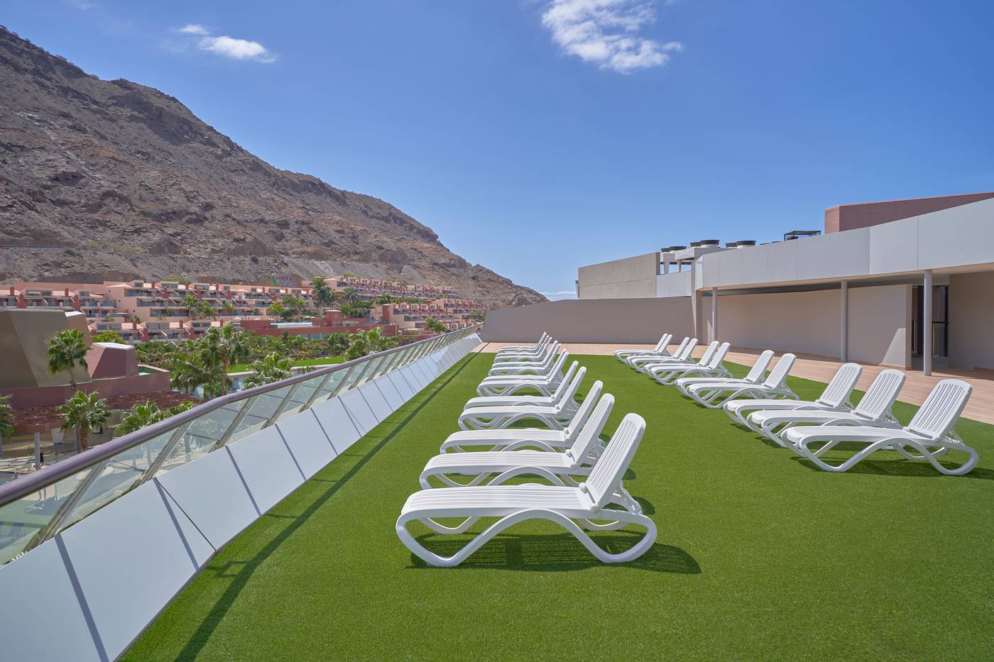 Radisson Blu Resort & Spa Mogan