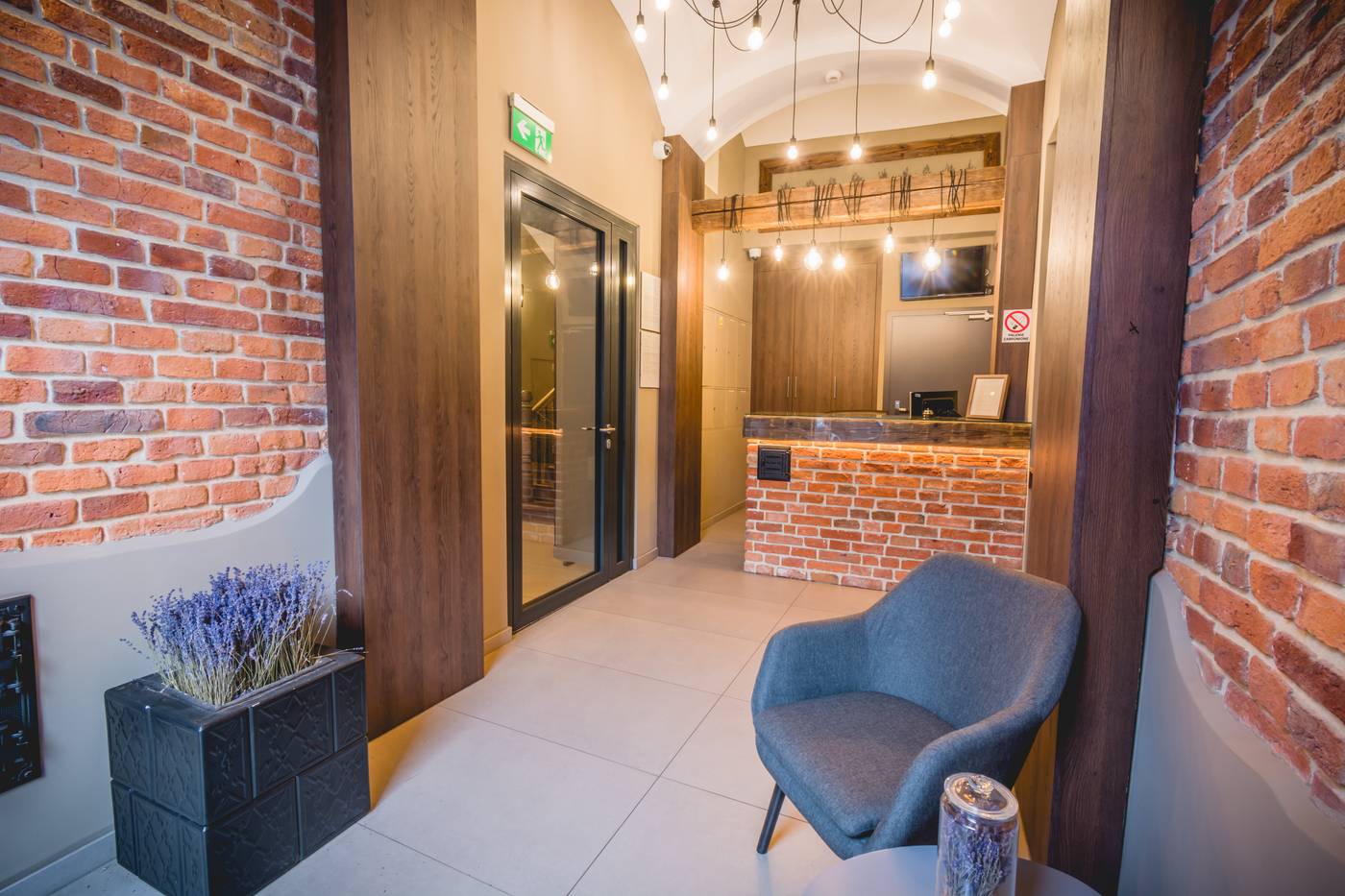 Hotel-Lavender-Lobby-1