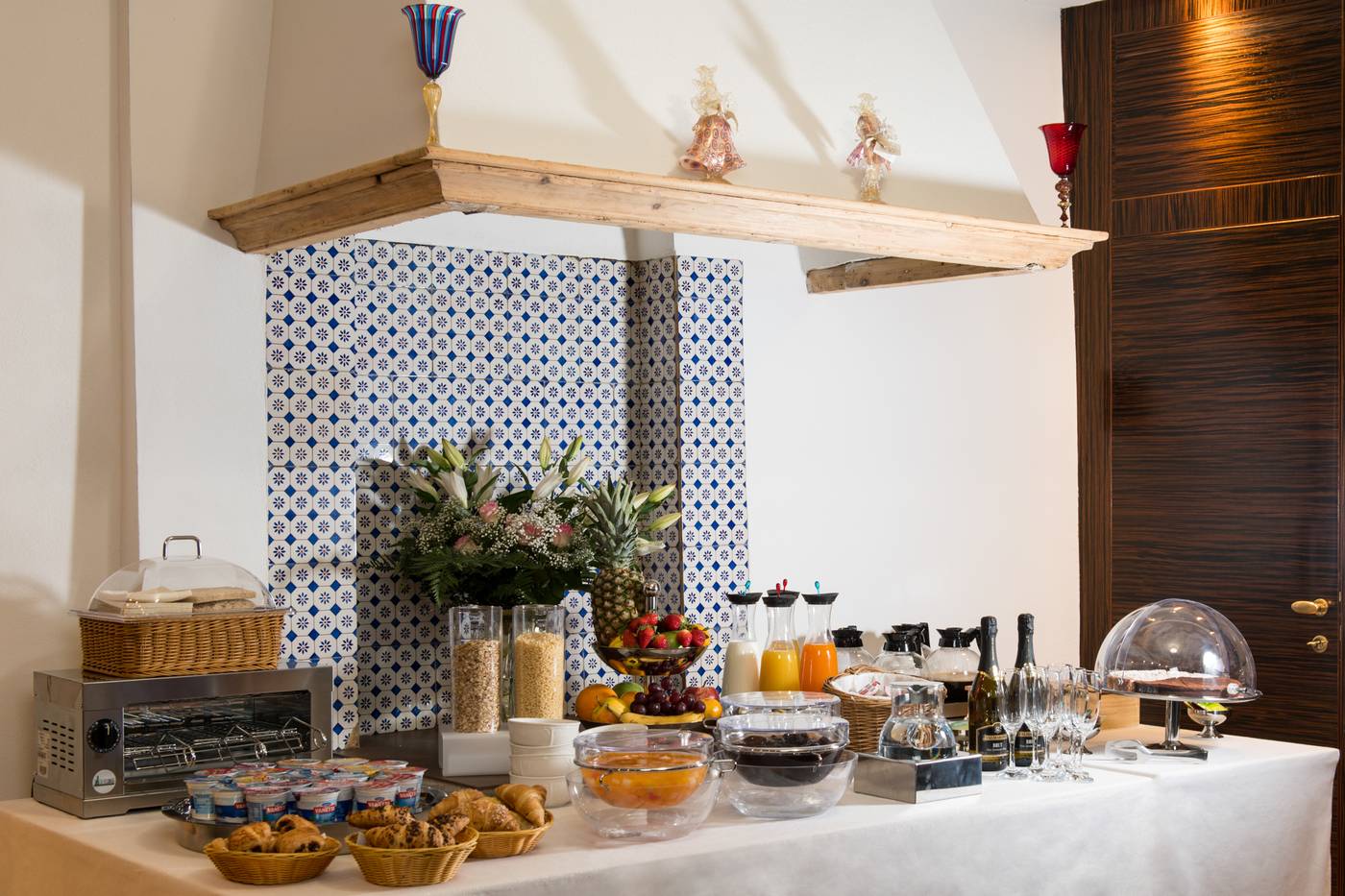 Leon-Bianco-On-The-Grand-Canal-Lobby-20