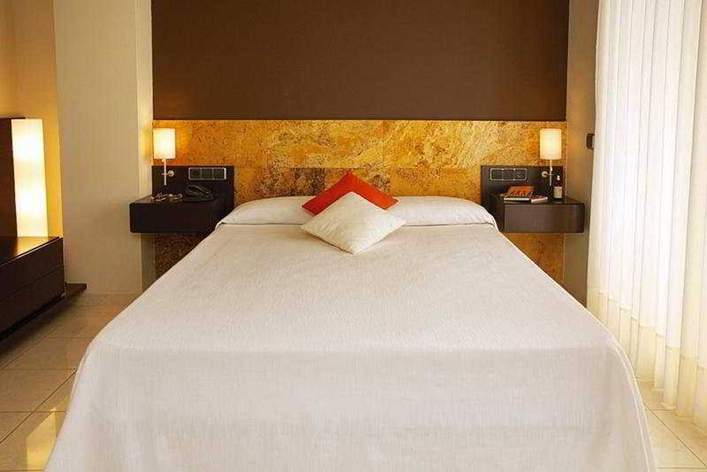 Pinar-del-Mar-Room-26