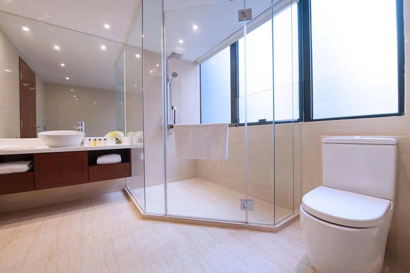 Brighton-Hotel-Hong-Kong-Room-10