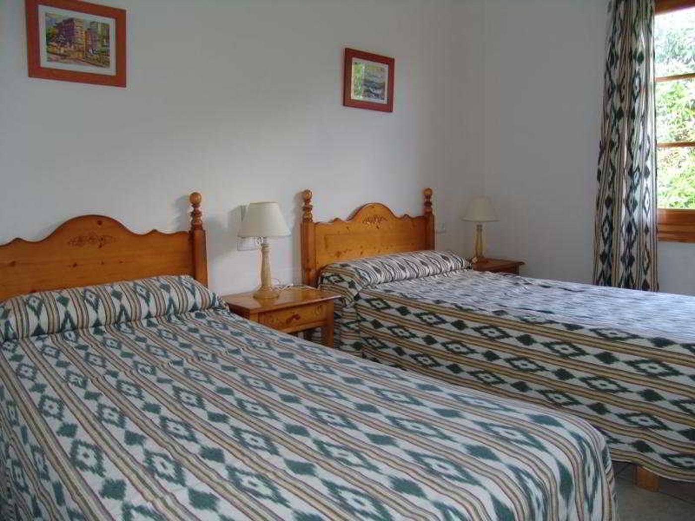 Calan-Bosch-Villas-Room-13