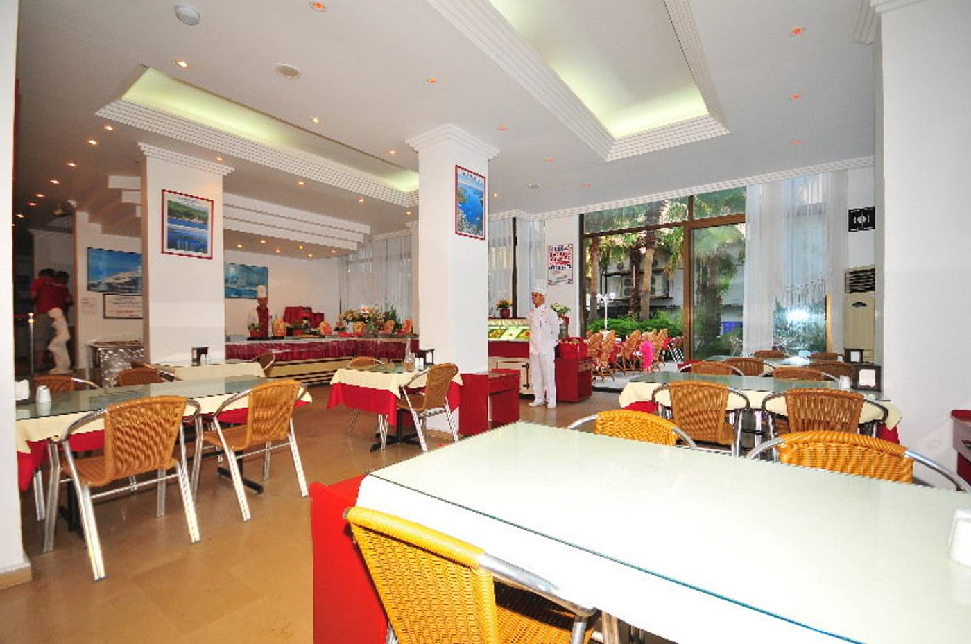 Palm-Beach-Restaurant-11