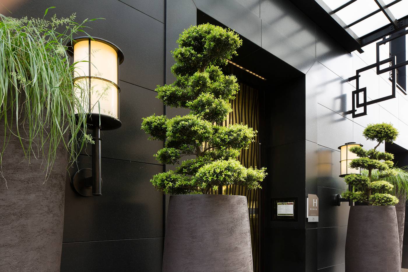 Marignan-Champs-Elysees-General-view-50