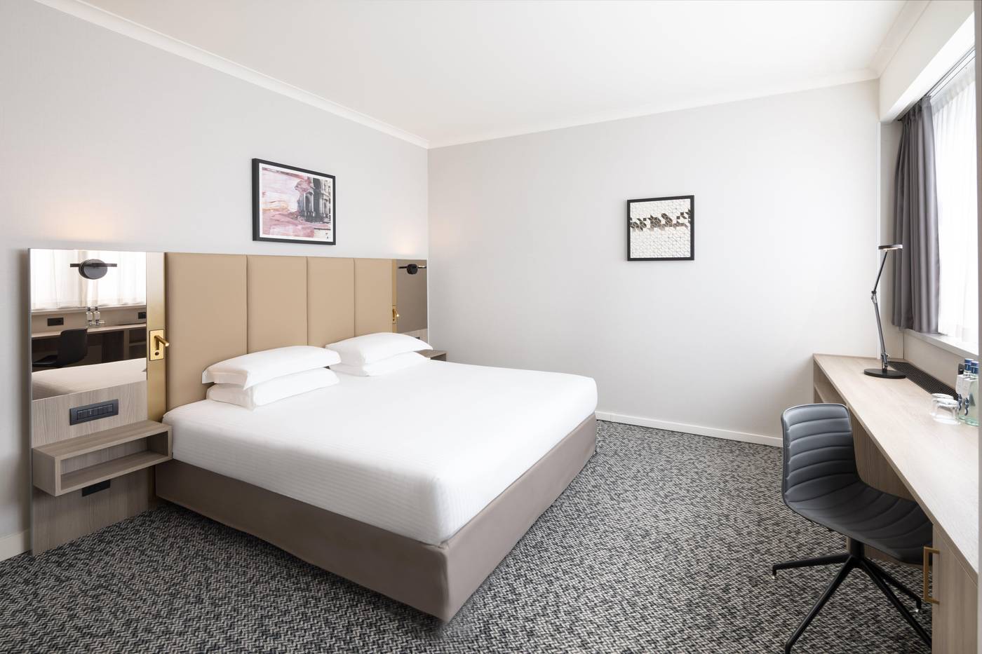 Crowne-Plaza-Milan-Linate-Room-8