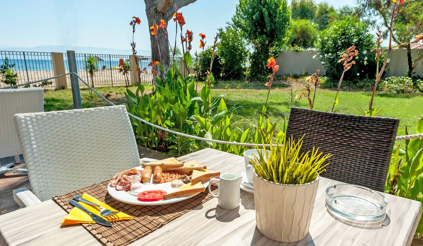 Koulouris-Beach-Restaurant-34