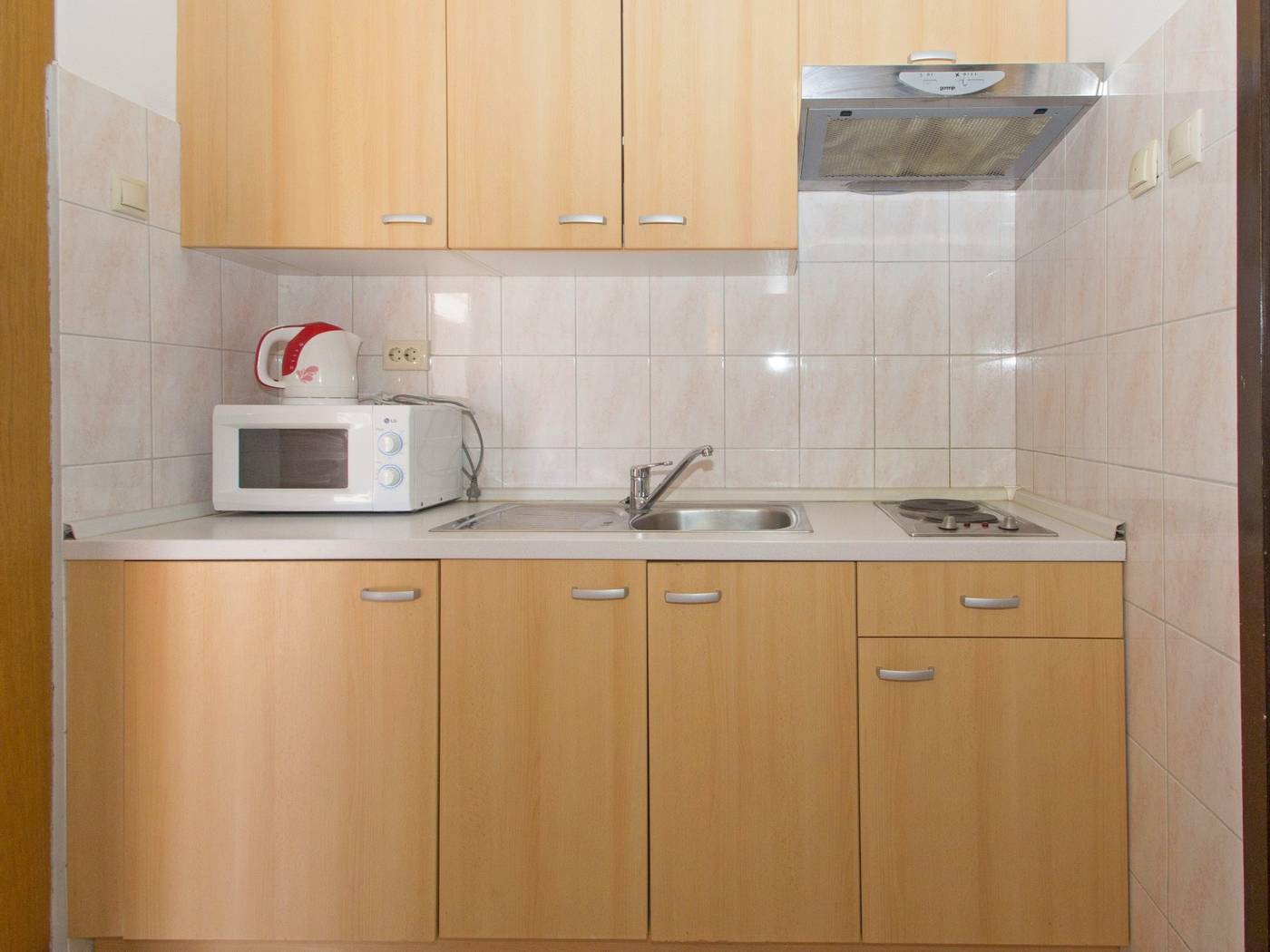 Lumbarda-Resort-Apartments-Room-20