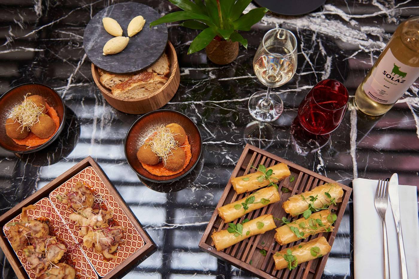 Melia-Paris-Tour-Eiffel-Restaurant-63