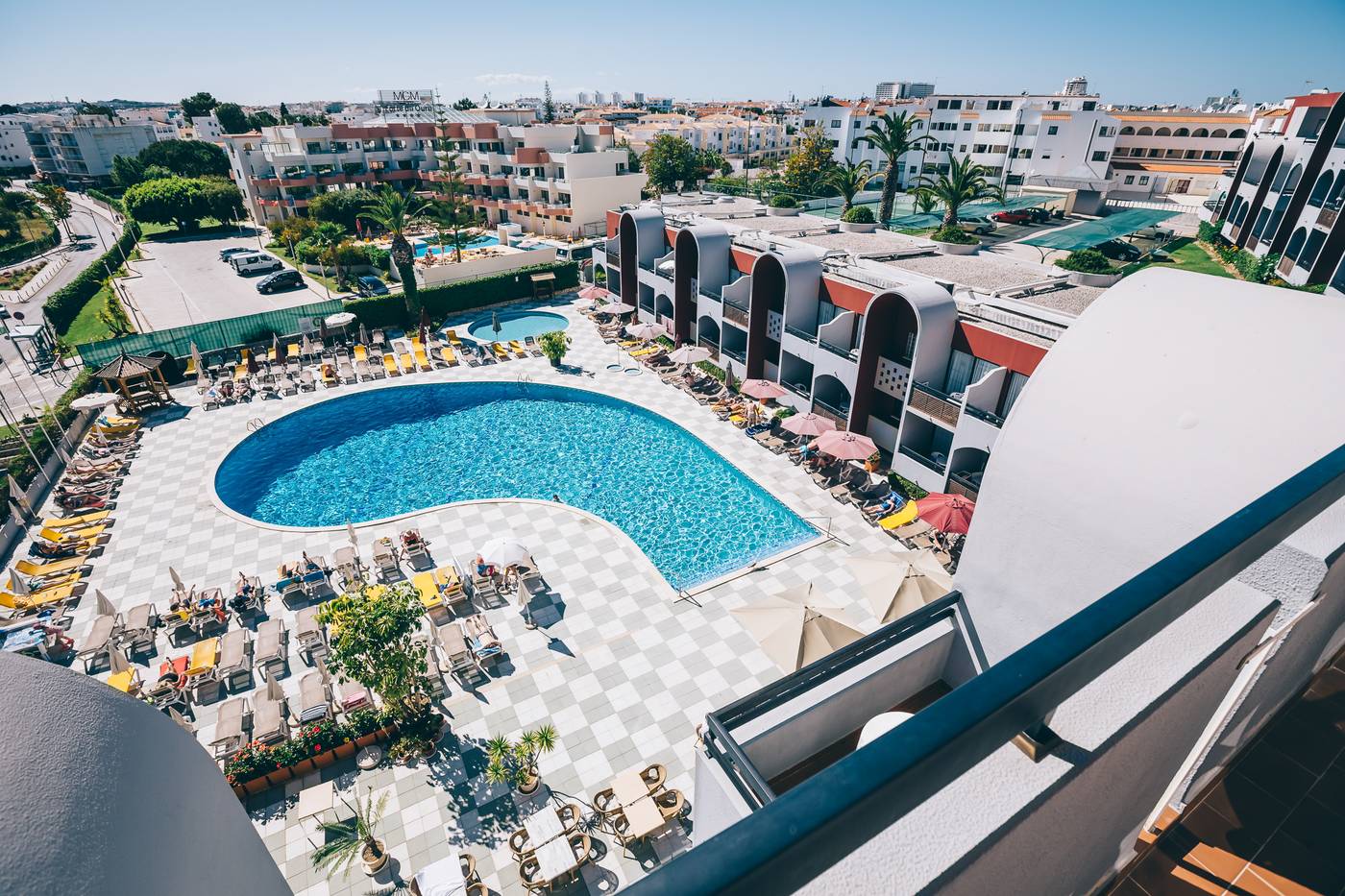 Muthu-Oura-Praia-Hotel-Pool-9