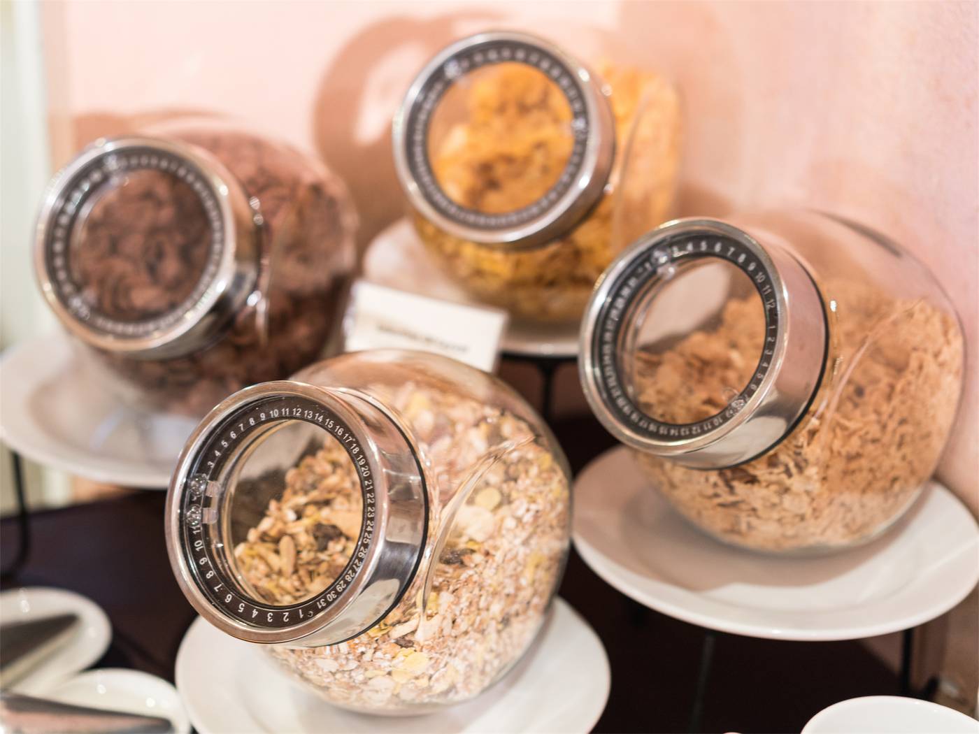 Riverfront-Bangkok-Restaurant-37