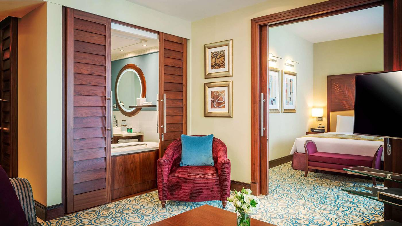 Sofitel-Dubai-Jumeirah-Beach-Room-35