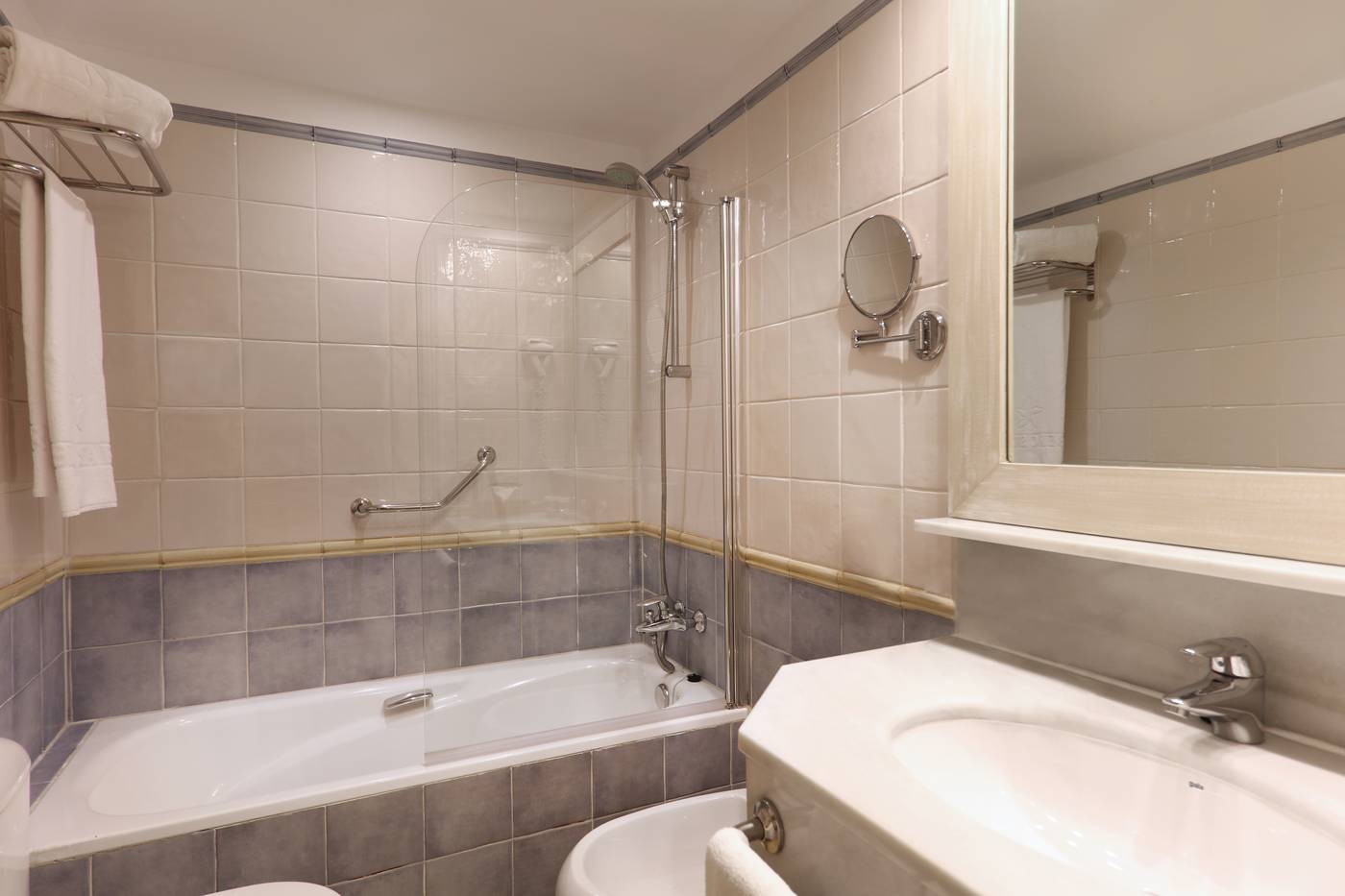 Iberostar-M----laga-Playa-Room-44