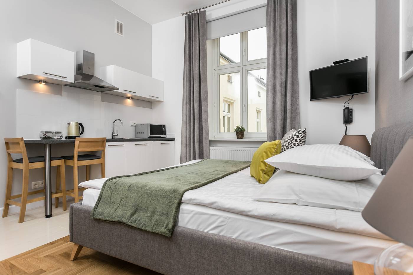 Venetian-House-Market-Square-Aparthotel-Room-26