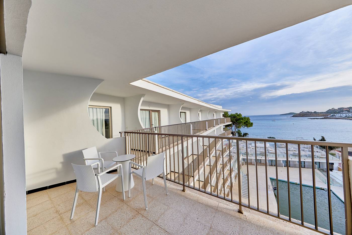 Leonardo-Royal-Hotel-Ibiza-Santa-Eulalia-Room-70