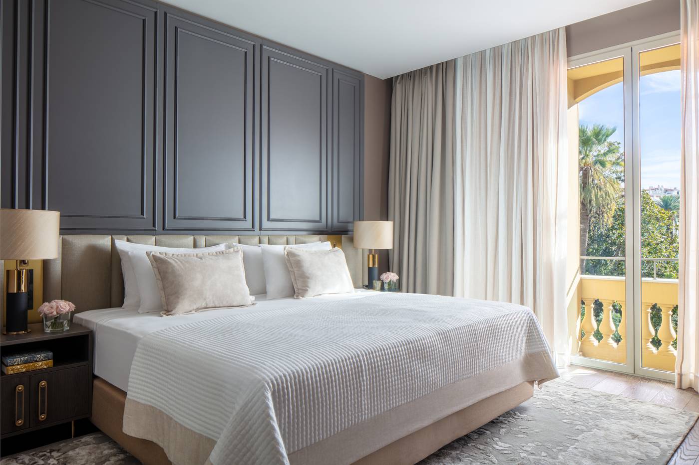 Anantara-Plaza-Nice-Hotel-Room-21