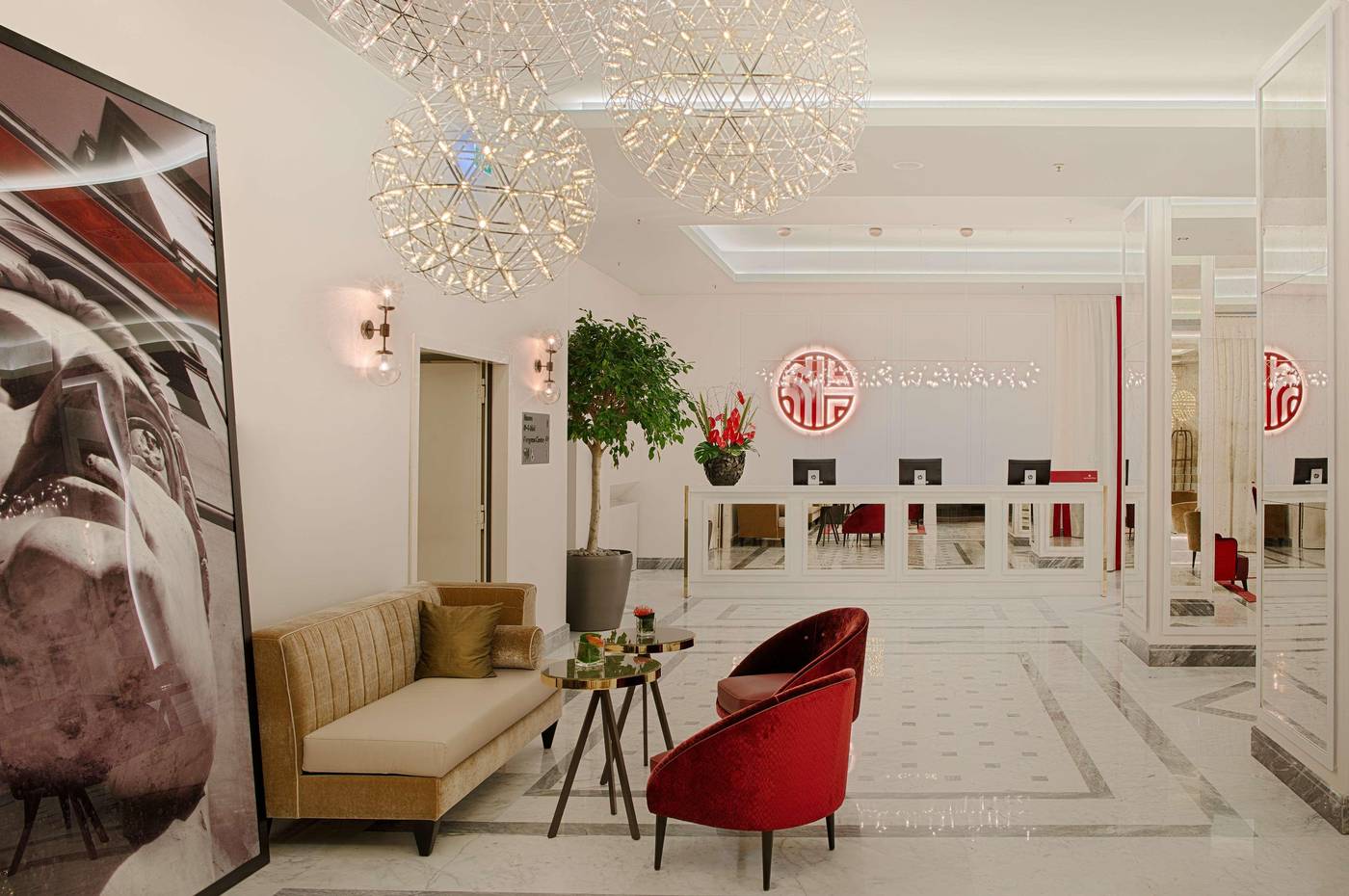 NH-Collection-Roma-Palazzo-Cinquecento-Lobby-15