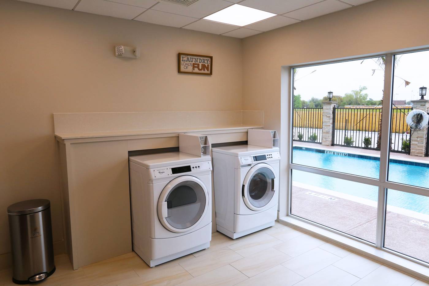 Holiday Inn Express & Suites Houston IAH Beltway 8-United States-HOUSTON-General view-3