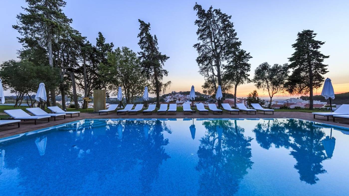 Octant-Santiago-Pool-23