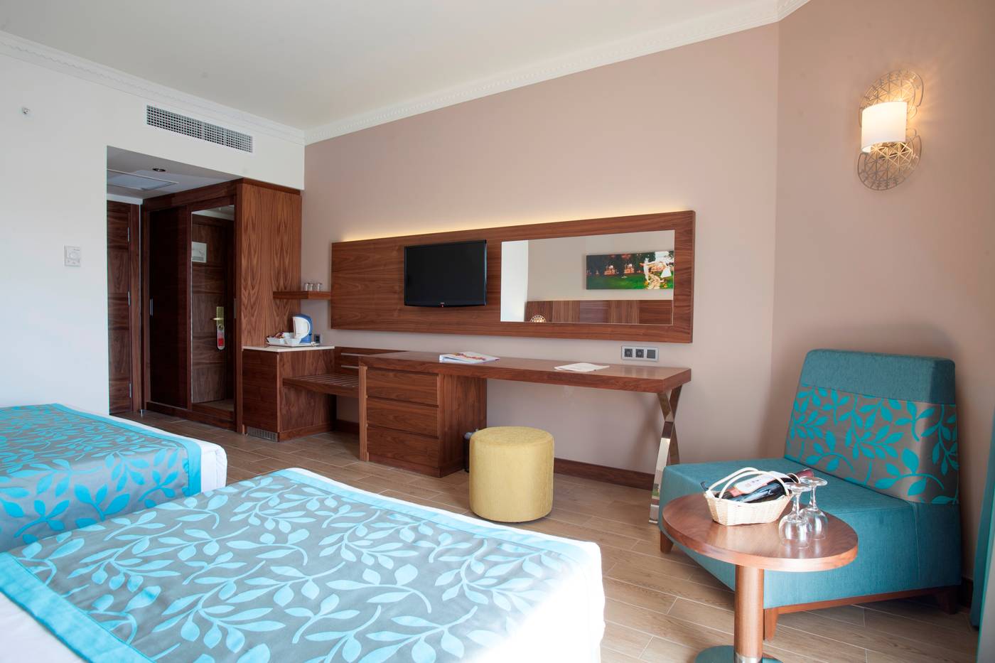 Selectum-Family-Resort-Room-34