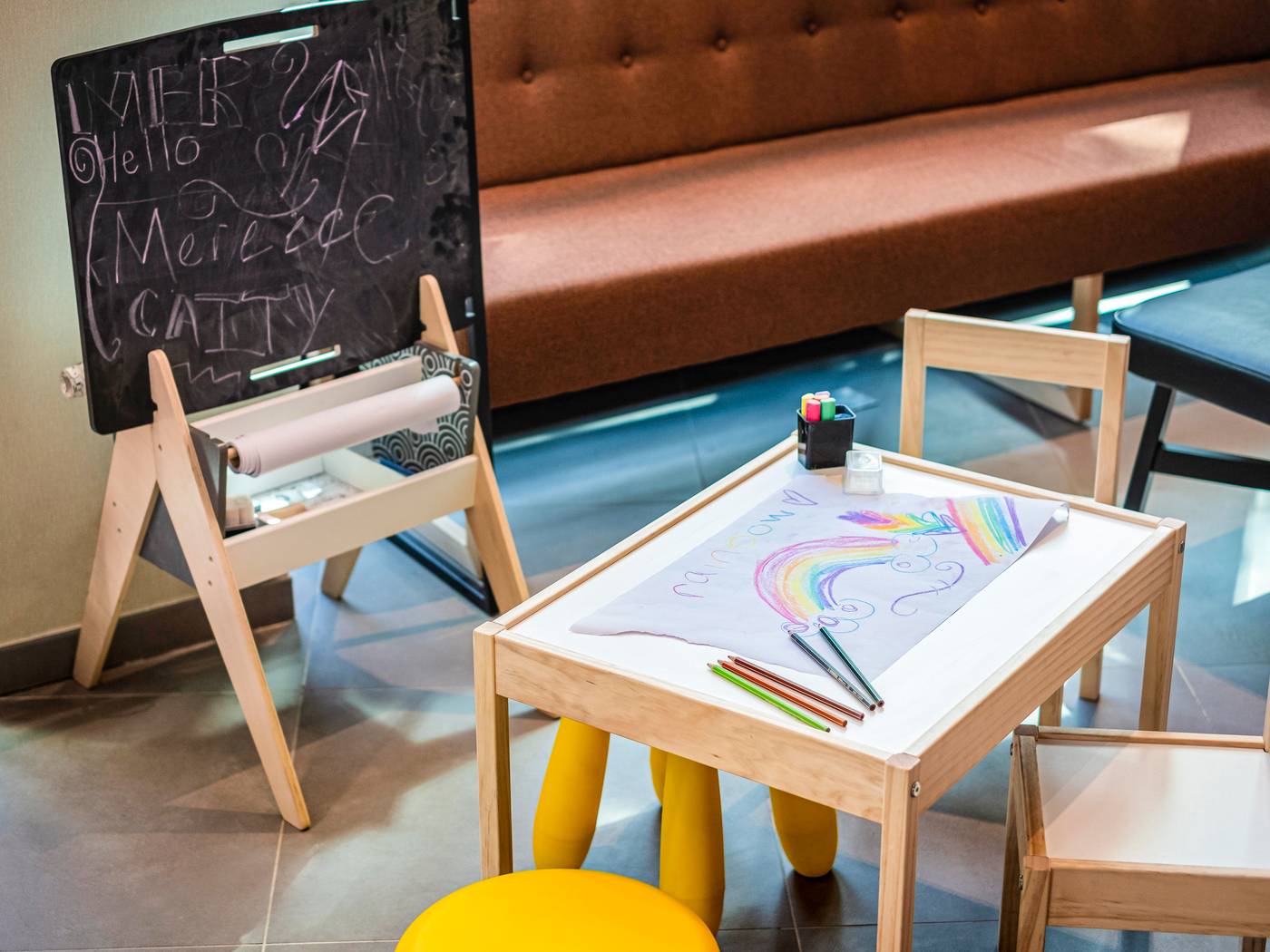 Ibis-Styles-Paris-Meteor-Avenue-d-italie-Lobby-41