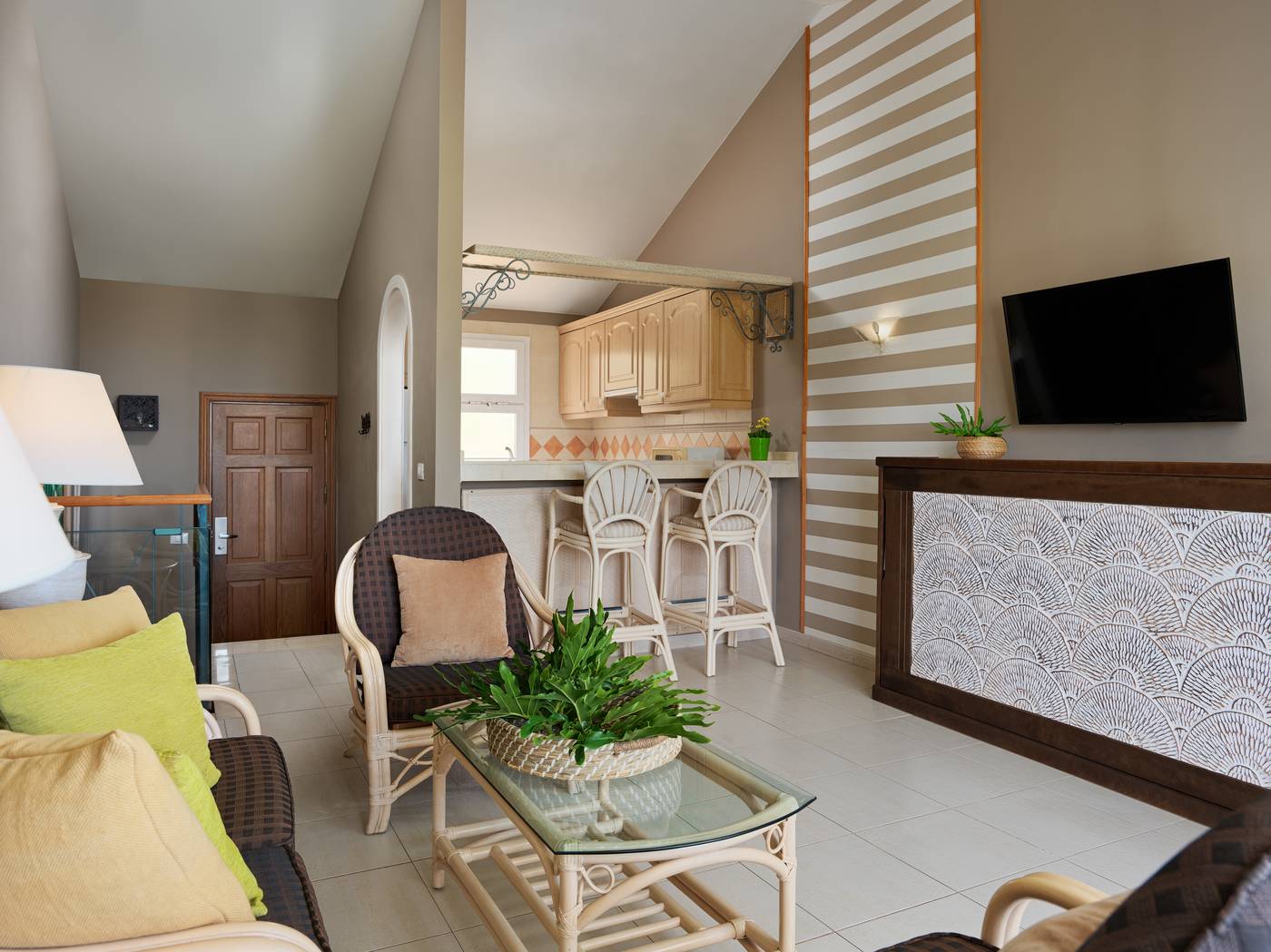 Gran-Oasis-Resort-Room-56