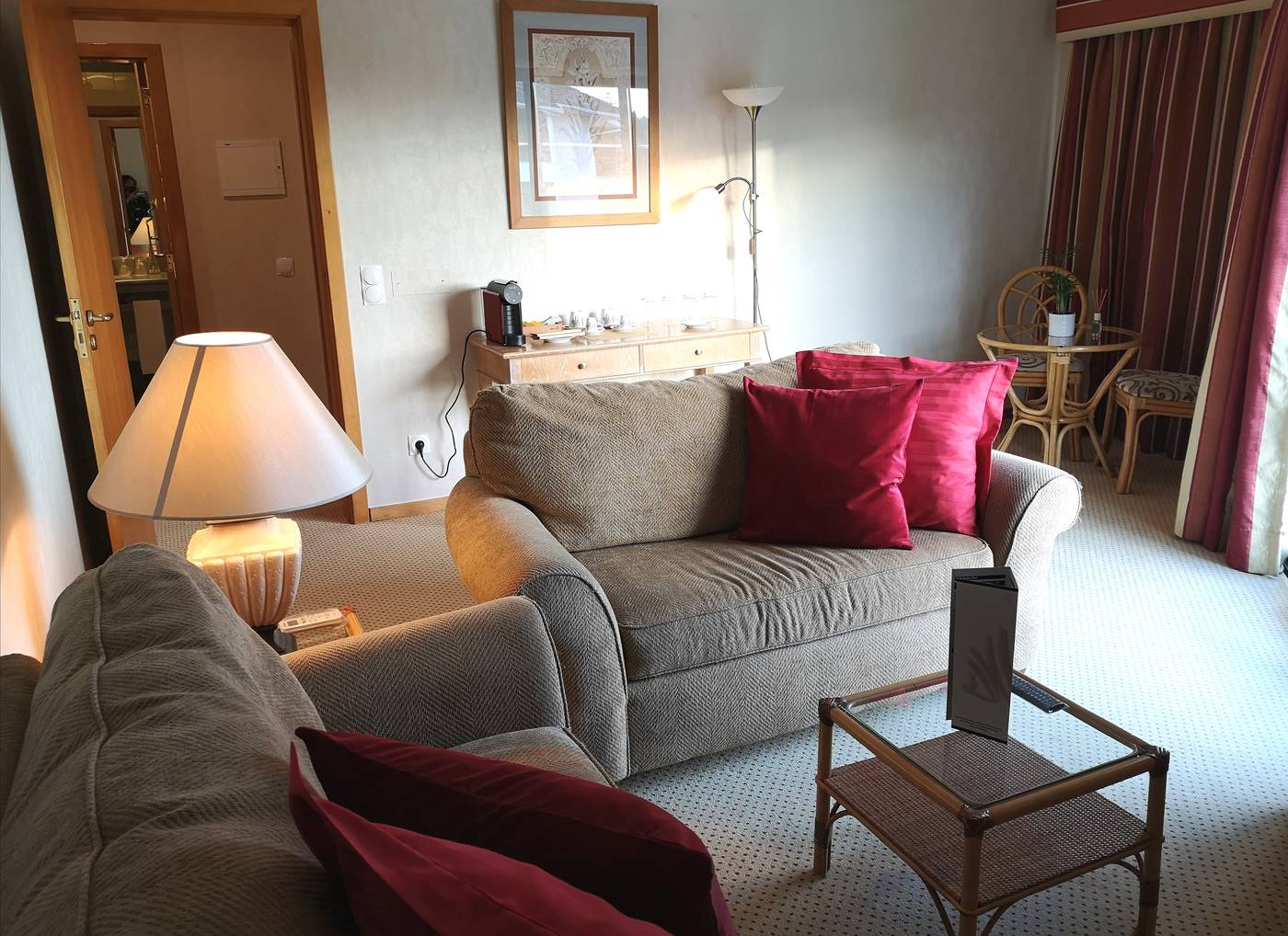 Riviera-Hotel-Carcavelos-Room-9