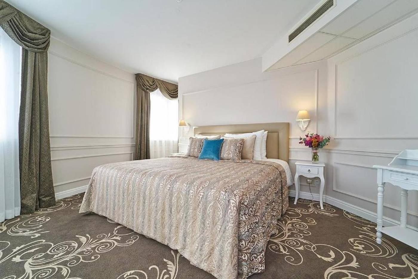 Hotel-Don-Giovanni-Prague-Room-11