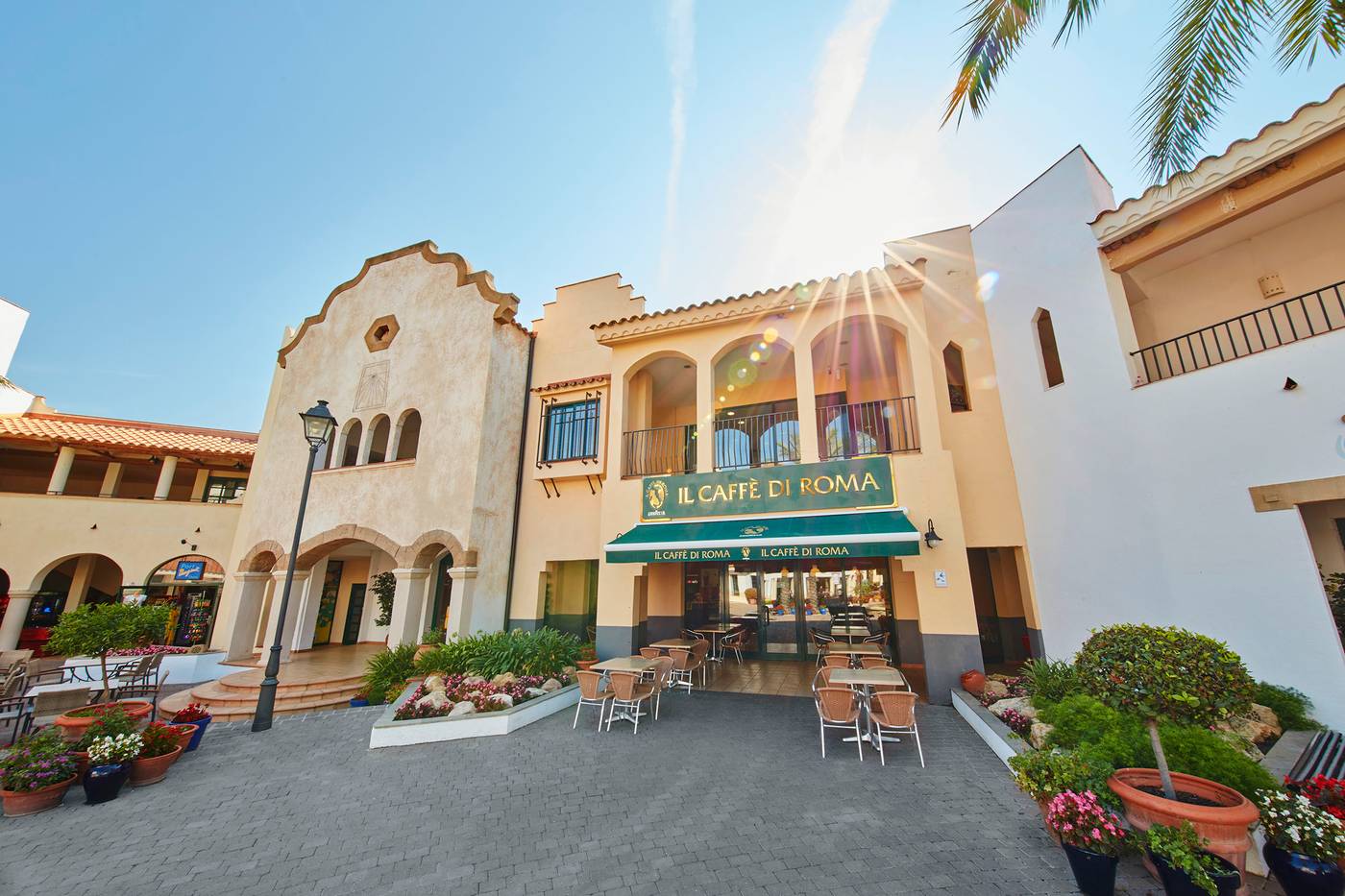 PortAventura-Hotel-PortAventura---Theme-Park-Bar-18