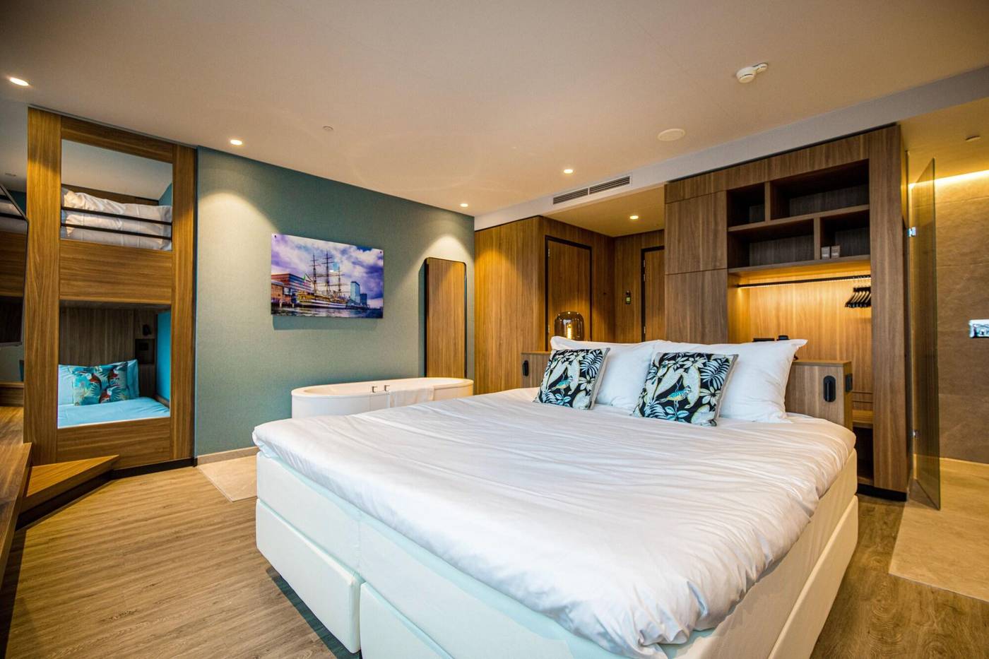 Van-der-Valk-Hotel-Amsterdam-Zuidas-Room-21