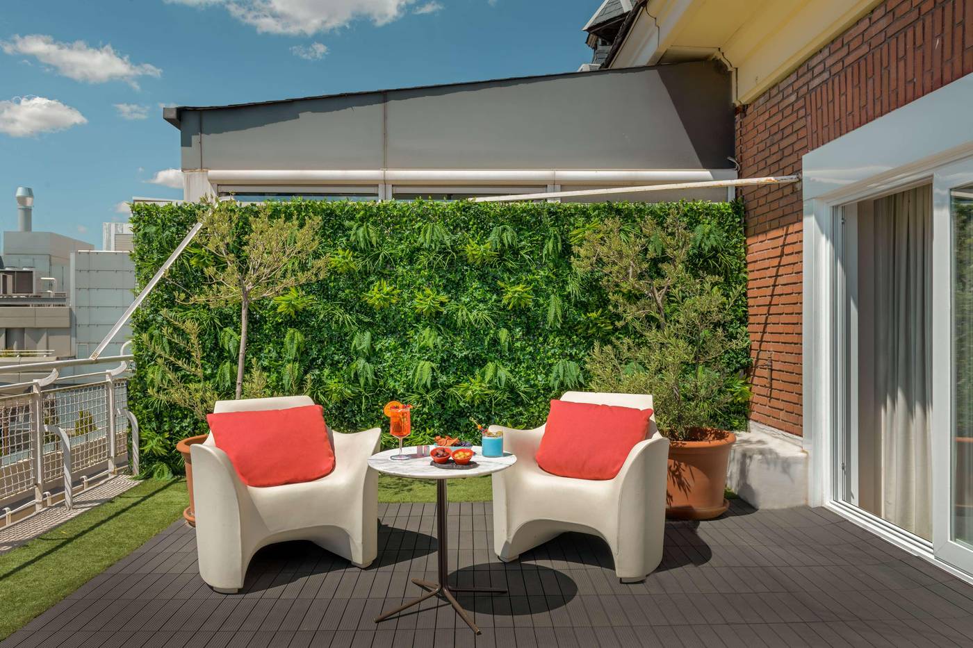 NH-Collection-Madrid-Colon-General-view-57