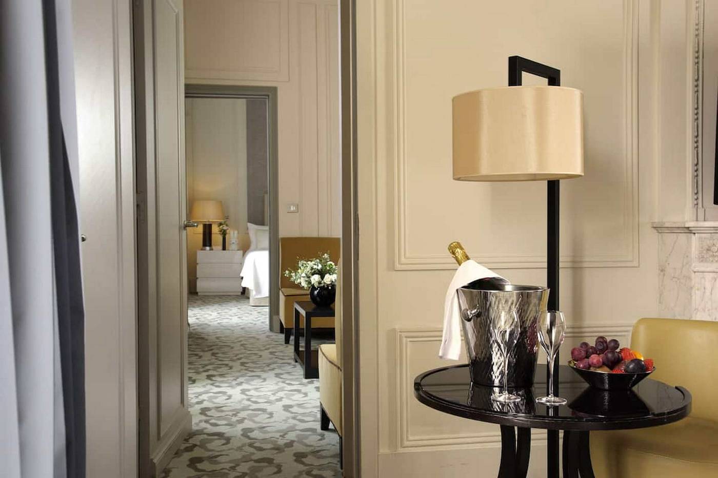 Waldorf-Astoria-Versailles---Trianon-Palace-Room-10