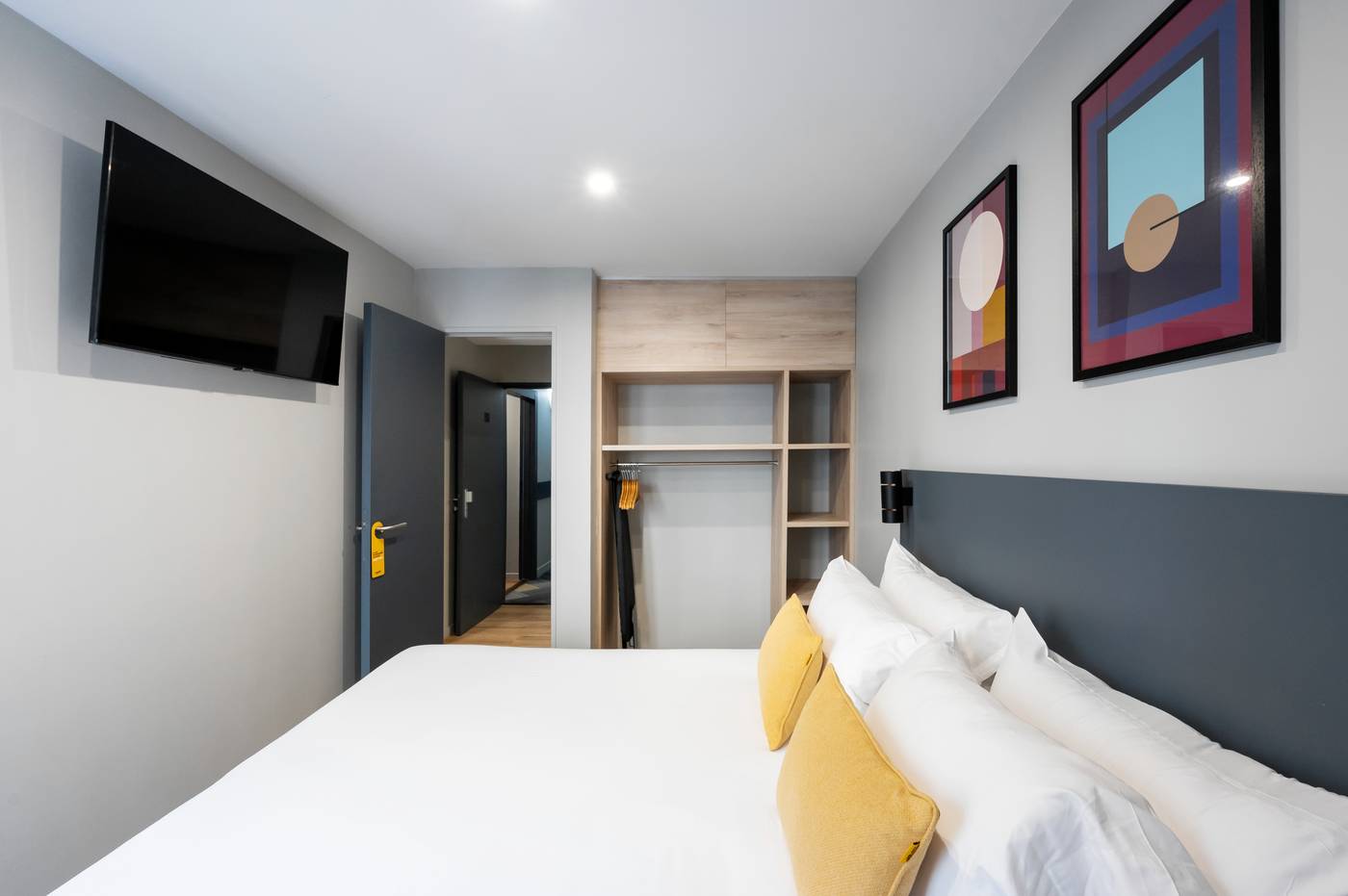 Staycity-Aparthotels-Gare-de-lEst-Room-38