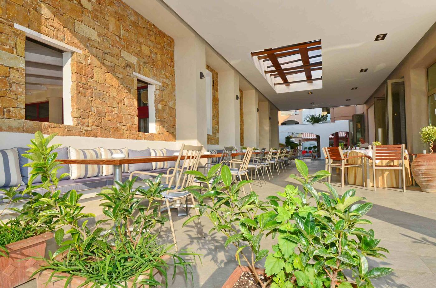 Evilion-Restaurant-14