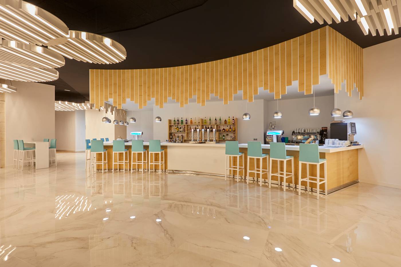 Ibersol-Torremolinos-Beach-Bar-41