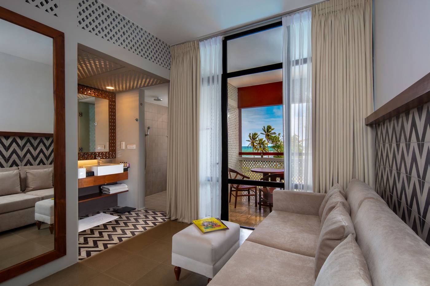 Cinnamon Bey Beruwala-Sri Lanka-BERUWELA-Room-10