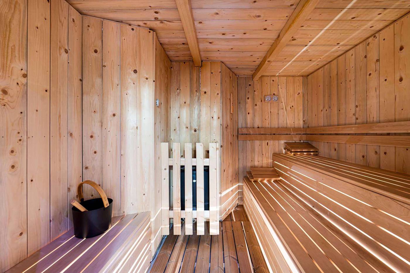 Best-Western-Plus-The-Hub-Hotel-Sports-and-Entertainment-38