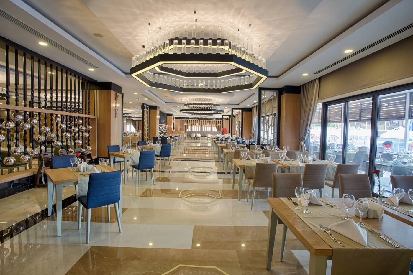 Sensitive-Premium-Resort---Spa-Restaurant-33