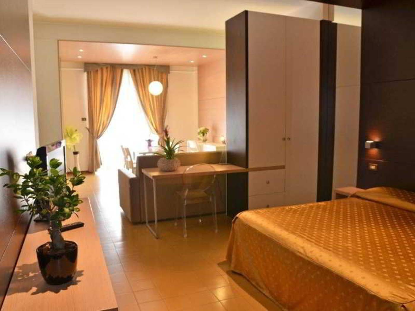 Grand Eurhotel-Italy-MONTESILVANO LIDO-General view-1