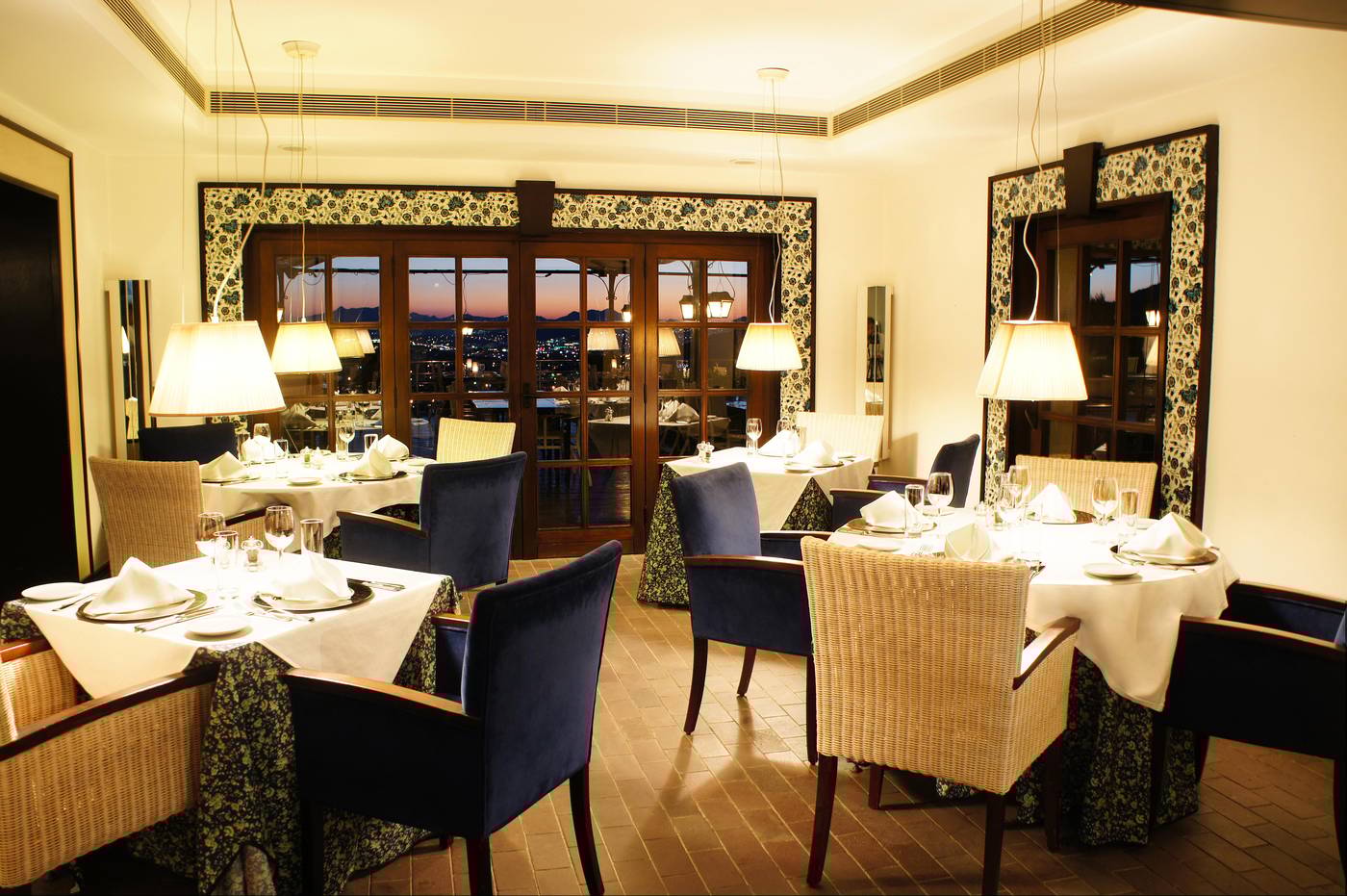 The-Marmara---Adults-Only-Restaurant-30