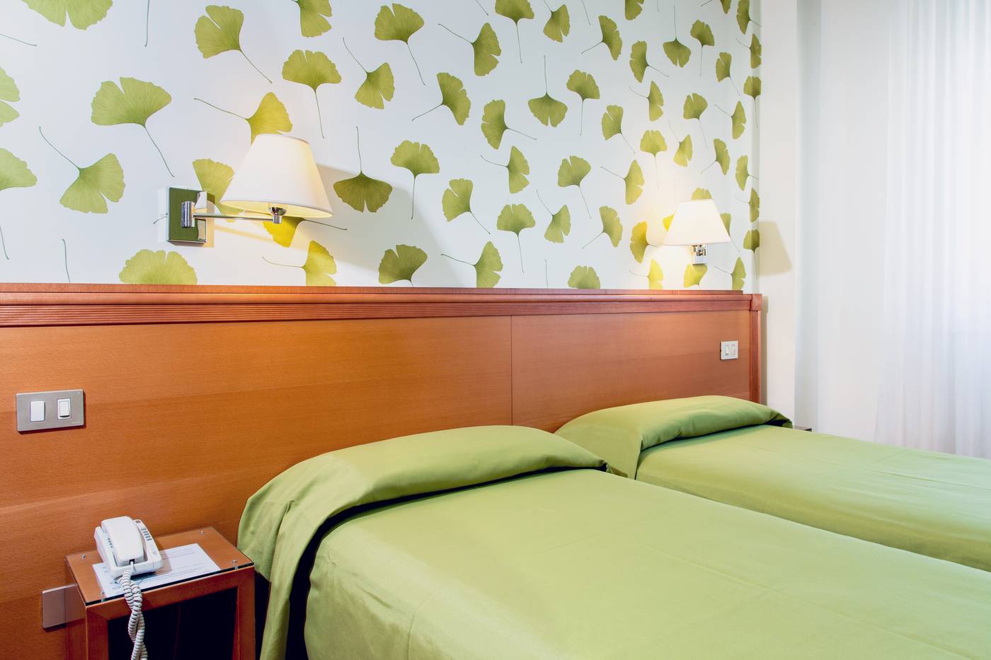 Eco-Hotel-Milano---Bioriso-Restaurant-Room-17