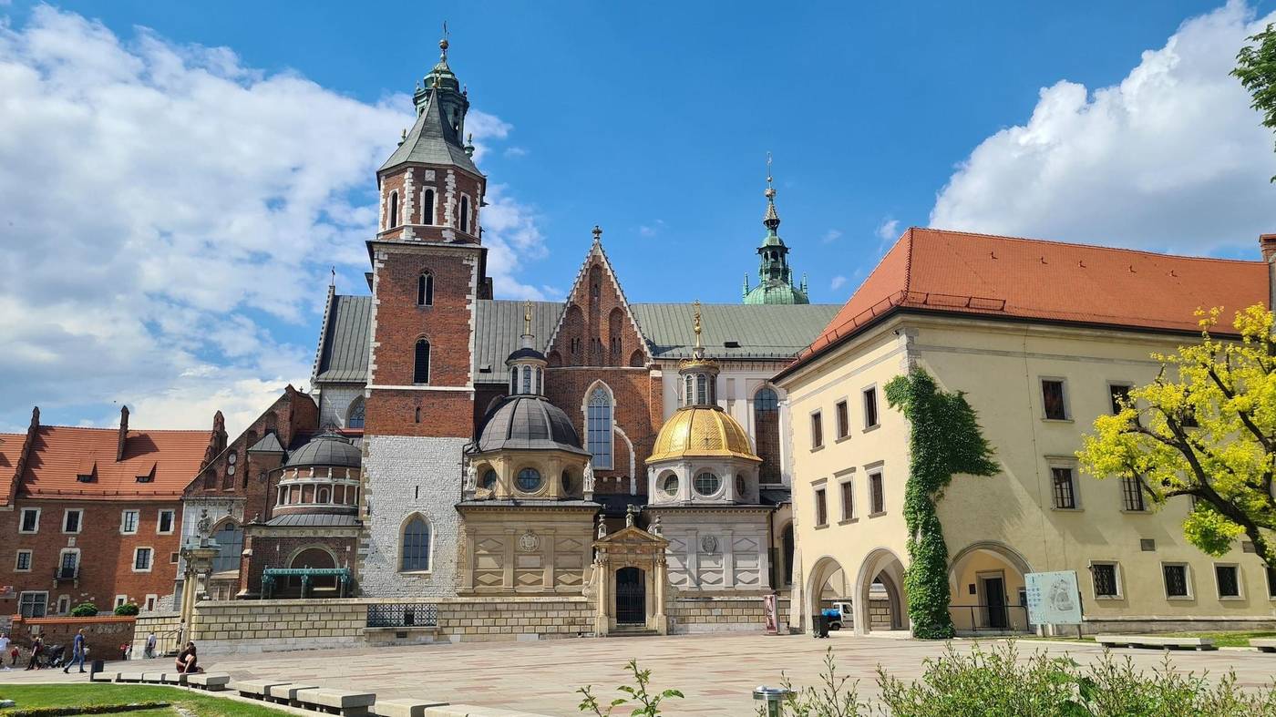 Cracow-Central-Aparthotel-General-view-1
