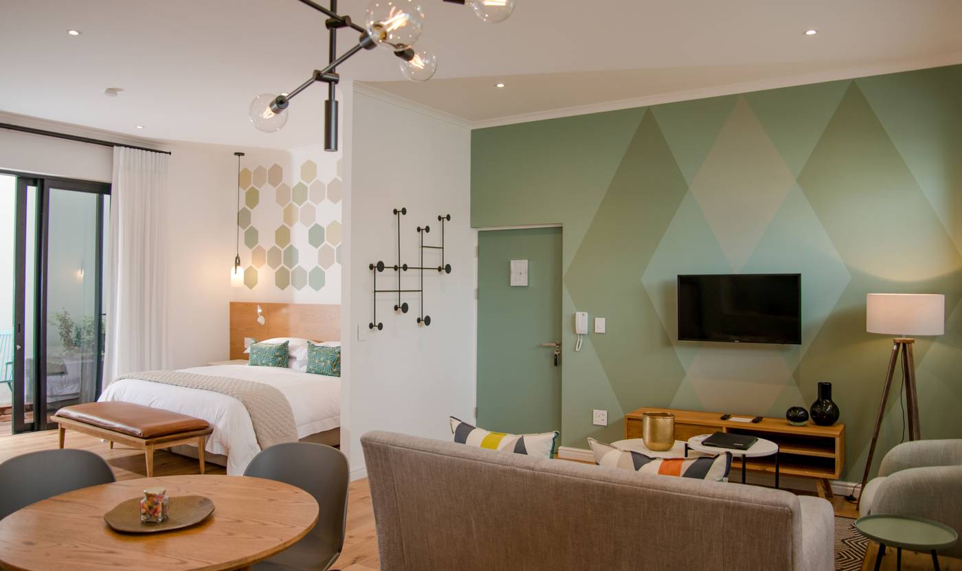 More-Quarters-Neighbourhood-Hotel-Room-7