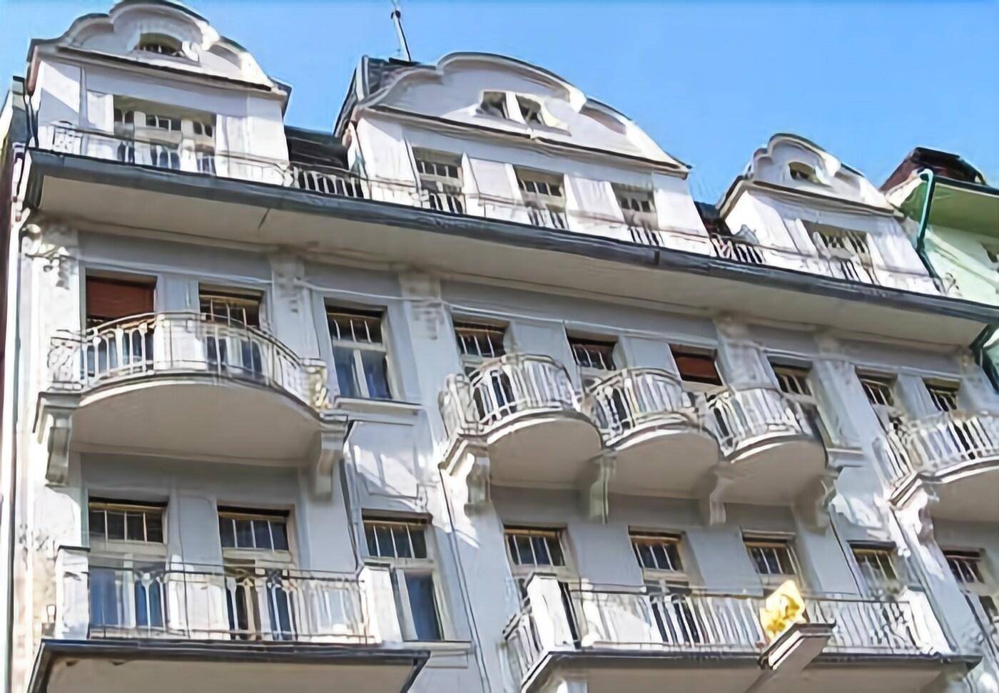 Ea Hotel Elefant-Czech Republic-KARLOVY VARY-General view-3